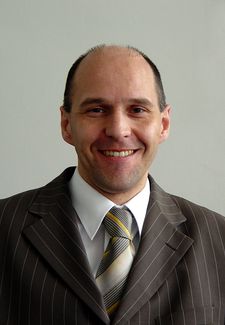 Portret Robert Cugelj